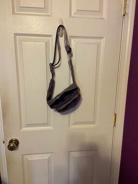 Studio Navy Small Zip-Top Crossbody Bag